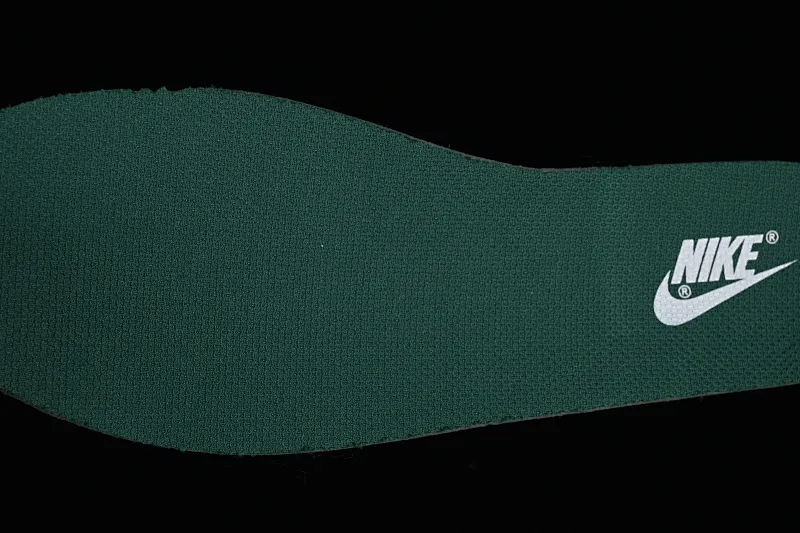 All categories Nk SB Dunk series Nk SB Dunk Low low-top sneakers Nk Dunk Low "Gorge Green" retro white and green SB low-top sports and leisure sneakers DD1503-300